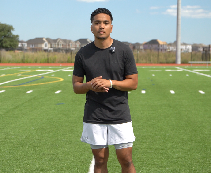 Coach Kyle Paraggua